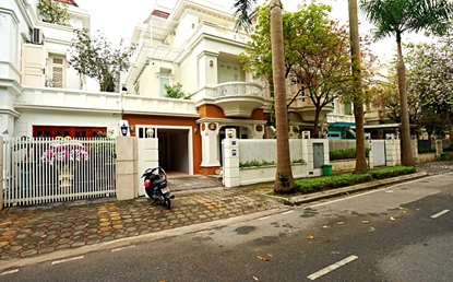 Cozy semi furnished 5 bedroom villa for rent at T4 Block, Ciputra, Tay Ho