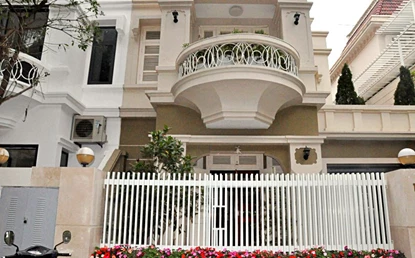 Well-maintained and quiet 5 bedroom villa for rent in Ciputra, Tay Ho