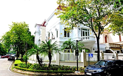 Modern style and spacious 5 bedroom villa for rent at T Block, Ciputra, Tay Ho