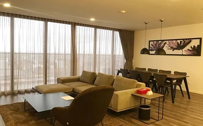 Luxurious and nice decoration 4 bedroom serviced apartment for rent in Sommerset West Point, Tay Ho