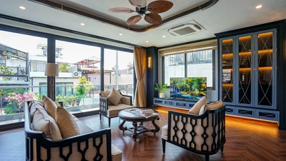 Lake view apartment with 2 bedroom for rent now at Dang Thai Mai, Tay Ho