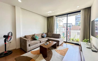 Good quality and nice 2 bedroom serviced apartment for rent in Tay Ho