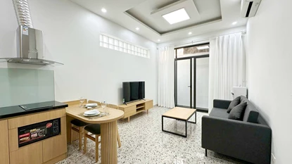 Peaceful and lovely 1 bedroom apartment for rent in Doi Can, Ba Dinh