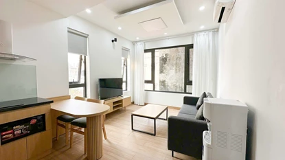 Bright and nice 1 bedroom apartment for rent in Doi Can, Ba Dinh