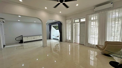 New and charming 4 bedroom for rent in Ciputra, C Block, Tay Ho