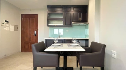 Cosy furnished 1 bedroom apartment for rent on Nguyen Van Huyen street, Cau Giay, Hanoi 