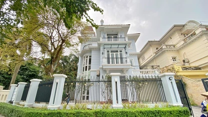 Spacious and furnished 5 bedroom villa for lease now at D4 Block, Ciputra, Tay Ho