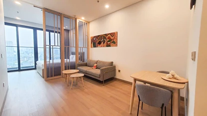 Modern Serviced Studio with Balcony on Duong Lang St., Dong Da