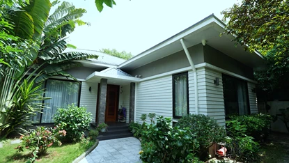 Garden house with 4 bedroom for rent at Dang Thai Mai, Tay Ho