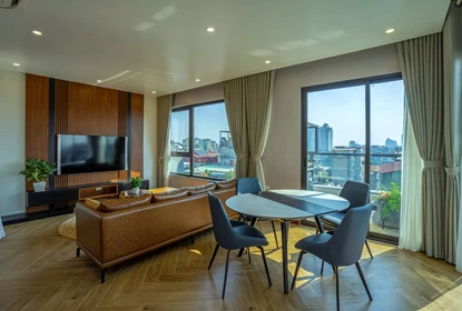 Spacious and Modern 1-Bedroom Apartment with a Lake View on Xuan Dieu St., Tay Ho