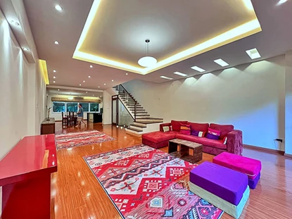 Brand new 4 bedrooms villa for rent on Dang Thai Mai, Tay Ho, Hanoi 