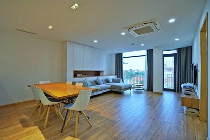 Beautiful and Modern 2-Bedroom Apartment for Rent on Xuan Dieu, Tay Ho