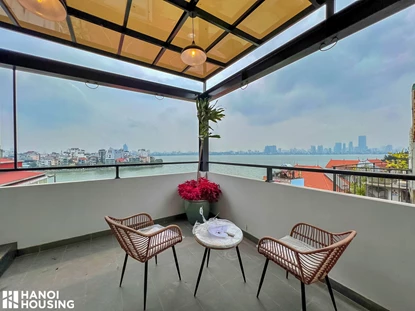Modern 1 bedroom apartment with large balcony for rent on Xuan Dieu street