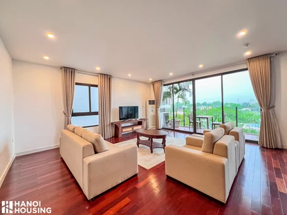 Spacious, bright and airy 3 bedroom apartment for rent in Xom Chua, near the lake