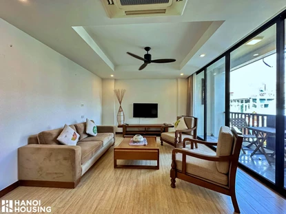 Modern & bright apartment with 2 bedrooms plus 1 working room for rent in Tay Ho