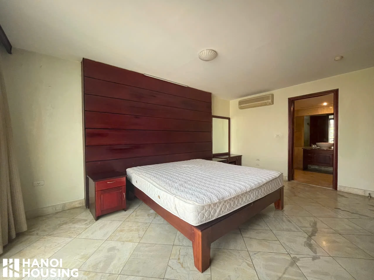  Modern 2-Bedroom Apartment for rent on Bui Thi Xuan, Hai Ba Trung, Hanoi, Vietnam