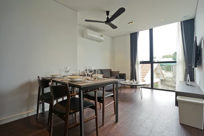 Luxury, cozy furniture and equipment 1 bedroom apartment 604 HH12 rental in Ba Dinh Ha Noi