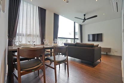 Large and modern studio 201 HH12 at 376 Buoi street Ba Dinh Ha Noi for rent