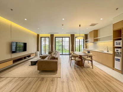 Super Luxurious 2-Bedroom Apartment for Rent on Ba Trieu Street
