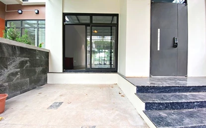Beautiful house for resident and office in Starlake compound, Hanoi.