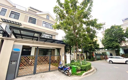 A Five-Bedroom Villa with an Elevator in Starlake, Hanoi