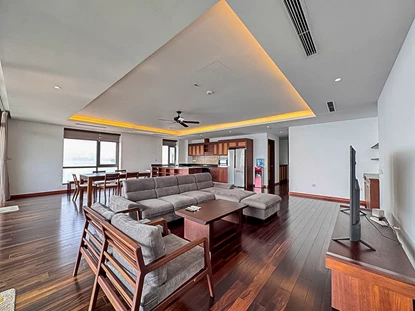Must See ! Elegant 3 bedroom apartment for rent with best quality in Tu Hoa, Tay Ho