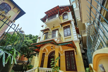 Garden house & furnished 3 bedroom house for rent on To Ngoc Van, Tay Ho