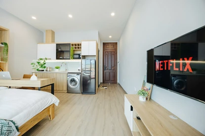 Modern studio on Yet Kieu St., Hoan Kiem district