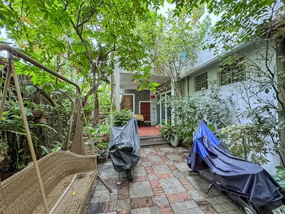 Green view 5 bedroom house for rent in Au Co, Tay Ho