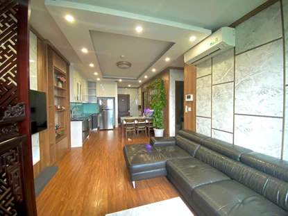 03-bedroom apartment for rent on Me Tri Street, Nam Tu Liem