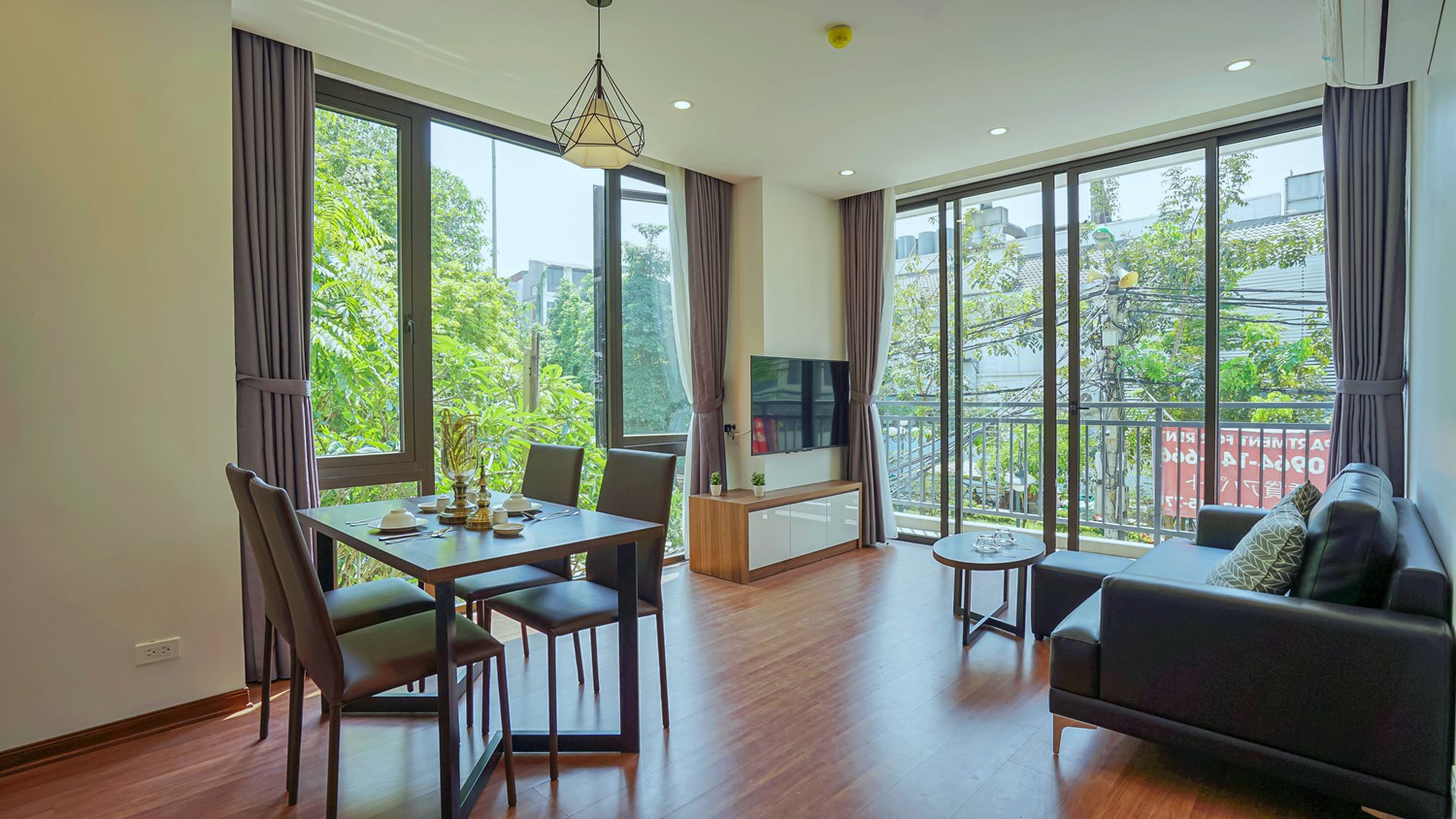 Aesthetic 1 bedroom apartment on Tu Hoa, Tay Ho