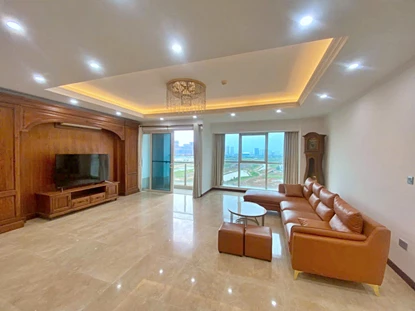Elegant and Spacious 4 Bedroom Apartment in Ciputra 