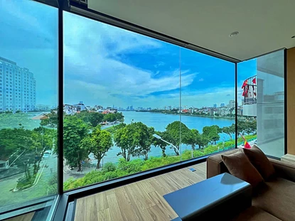 Modern and fully furnished 2-bedroom apartment on 4th floor in Tay Ho