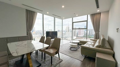 Modern 3 Bedroom with City View in Cau Giay 