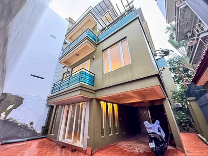 Spacious 4 Bedroom Villa in Quang Khanh, West Lake