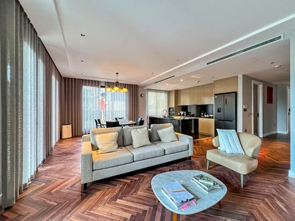 Luxury and modern apartment with 3 bedrooms for rent on Tay Ho street, Hanoi