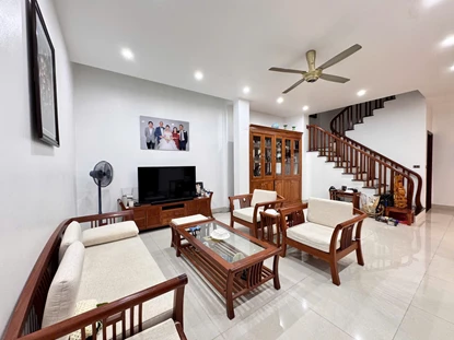 Cozy Family House with Rooftop Garden in Xuan Dieu 