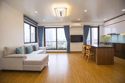 Lovely Bright 1 Bedroom Apartment with City View in Xuan Dieu 