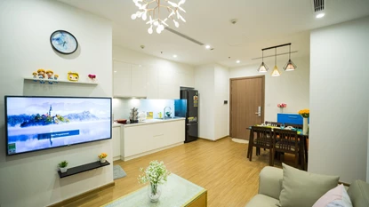 Cozy and Bright 2-bedroom Apartment in Vinhomes Skylake