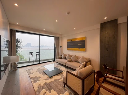 Modern 1-bedroom apartment with lake view in Tay Ho