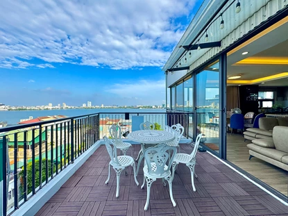Spacious 3-bedroom Duplex with Lake View in Tay Ho