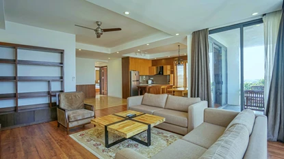 Lake view apartment with 3 bedrooms and a nice balcony for rent in Dang Thai Mai, Tay Ho, Hanoi