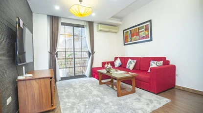 02-Bedroom apartment with Accent Piece for rent on Dao Tan St., Ba Dinh