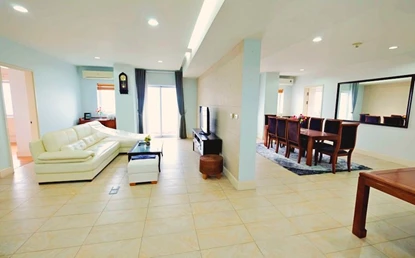 Spacious 4-Bedroom Ruby Apartment with Panoramic West Lake View in Golden Westlake