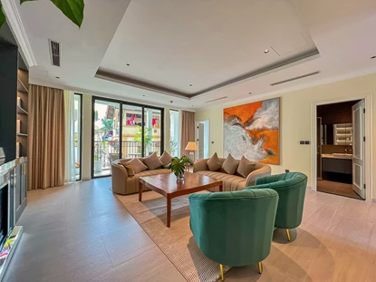 Modern 4 bedroom apartment for rent in To Ngoc Van street, near the lake