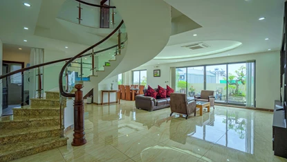 Penthouse 4-bedroom apartment with spacious balcony for rent in quite area,  Au Co Street, Hanoi