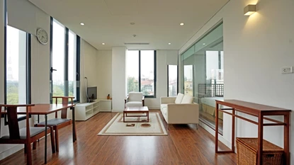 Lake View One Bedroom Apartment for Rent in Ho Ba Mau, Near Thong Nhat Park, Hanoi