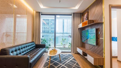 Elegant Two Bedroom Apartment for Rent in Vinhomes Metropolis, Lieu Giai, Ba Dinh