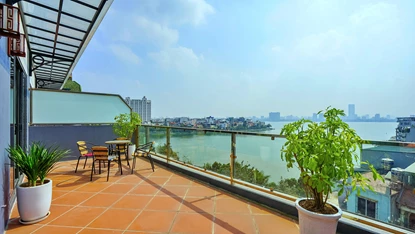 Lake view 2 bedroom apartment on the top floor with a huge balcony for rent in Xuan Dieu, Tay Ho