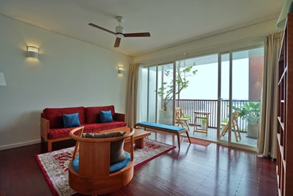 Stylish lake view 3 bedroom apartment for rent in Tay Ho, nearby Hanoi Club